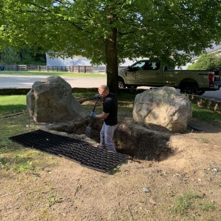 Horse Trough Fountain - Photo 2