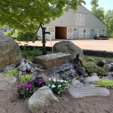 Horse Trough Fountain - Photo 14