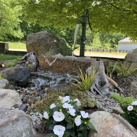 Horse Trough Fountain - Photo 15