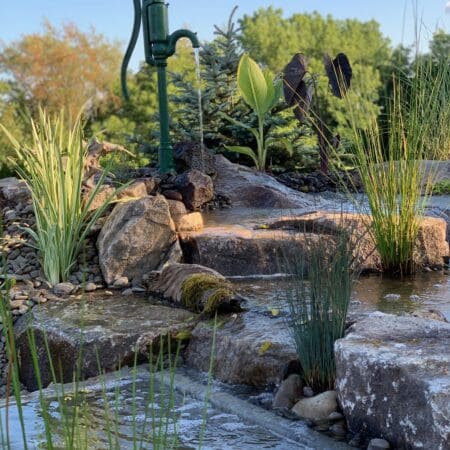 Center Driveway Fountain - Photo 10