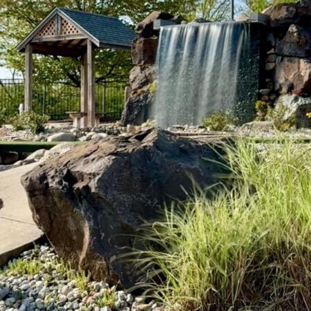 Mini Golf Waterfall - Photo 4